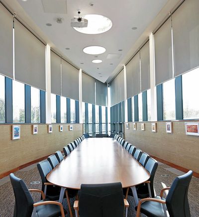 Rolgordijnsystemen, SG 4970, Multiscreen 1-10%, Room shot "Durham Gateway", Durham, United Kingdom