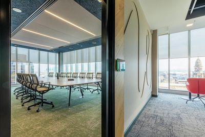 Systèmes stores enrouleurs, SG 4960, Versascreen 1-10%, Virgin Money, Glasgow, Scotland, United Kingdom