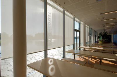 Rolgordijnsystemen, Multiscreen 1-10%, Room Shot "The Strip", High Tech Campus Eindhoven, NL