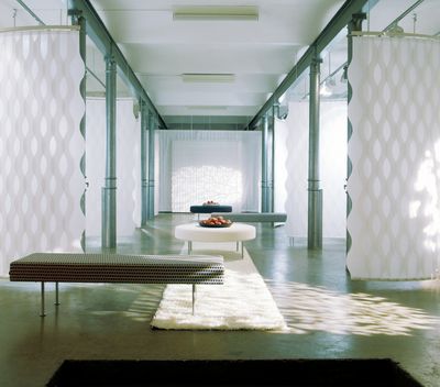 Systèmes de rideaux à bandes verticales, Vertical Waves