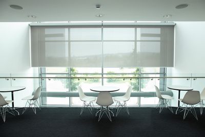 Rolgordijnsystemen, Multiscreen 1-10%, Room shot " Northern Design Centre", Gateshead, United Kingdom