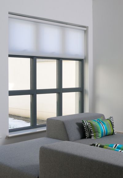 Rolgordijnsystemen, SG 4910, Colorama 2, Room shot "Kenny Miller Home", Edinburgh, United Kingdom