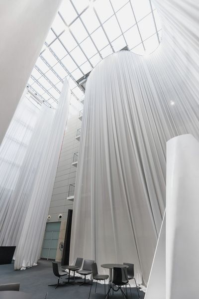 Gordijnsystemen, SG 6970, Colorama 2, Havas Village, Lisbon, Portugal